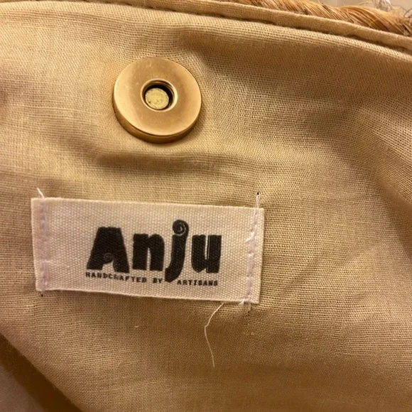 Vintage Anju please check all picture of condition - Picture 15 of 17
